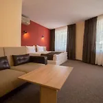 Hotell Evridika 3*
