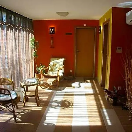 Evridika 3*